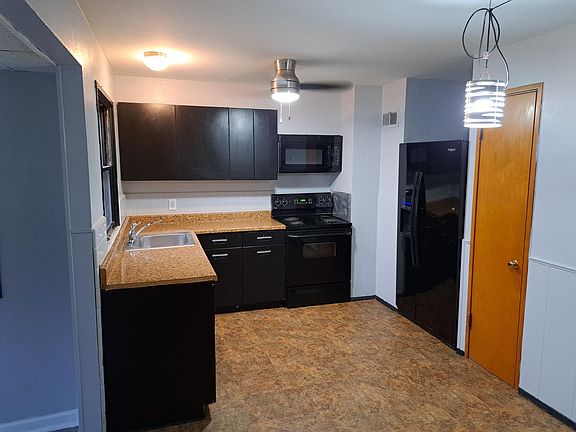 5th image of 3033 Meadowlark Ave