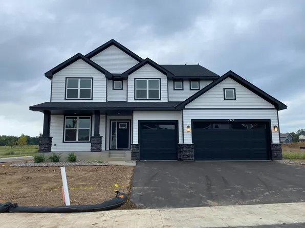 7970 41st St N, Oakdale, MN 55128