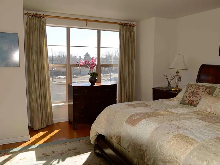 Main bedroom