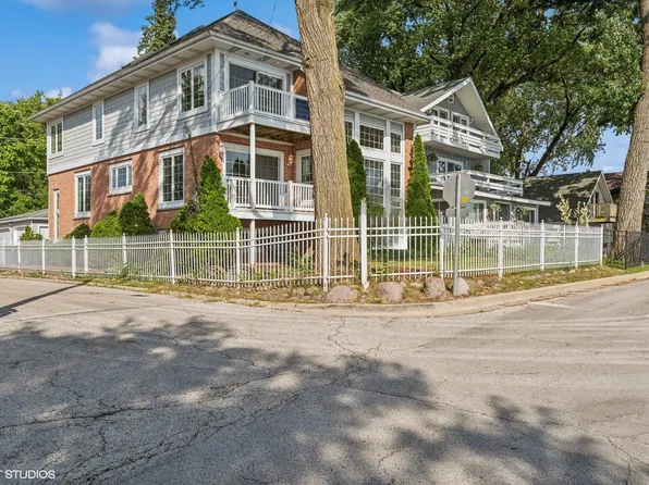 25174 W Lake Shore Dr, Ingleside, IL 60041