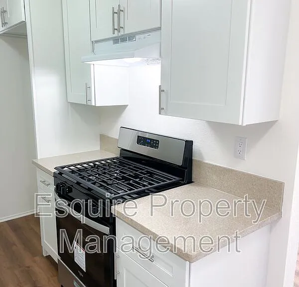 747 S F St #201 — Photo 5