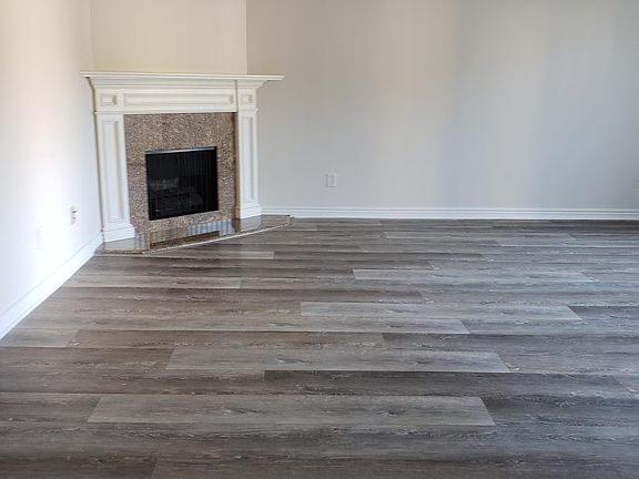 4th image of 2636 28th St APT 6