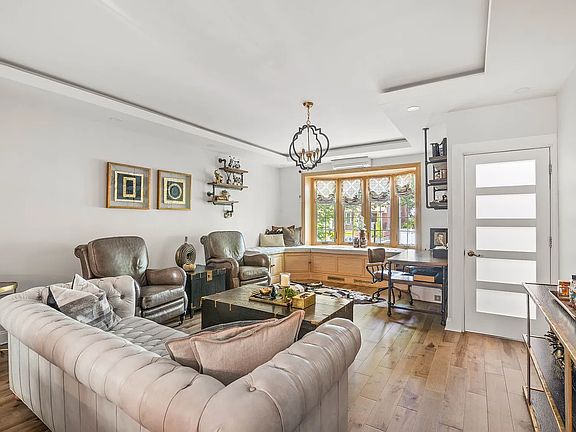 3rd image of 8819 Colonial Rd
