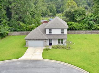 9962 Suwanee Ln, Pensacola, FL 32526