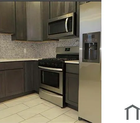 1323 W Wishart St — Photo 5