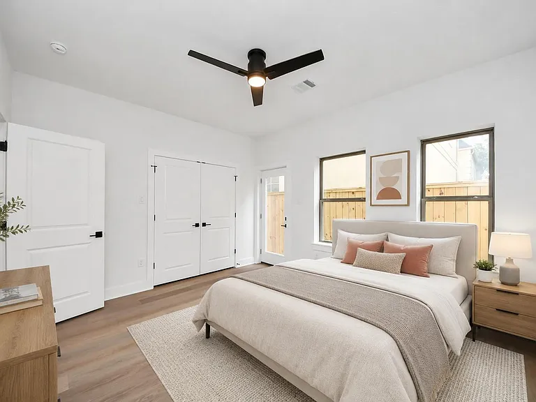 5630 Dolores St — Photo 7