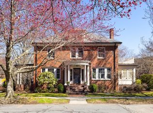 108 Crowninshield Rd, Brookline, MA 02446