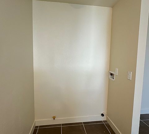 3rd image of 5706 S Saint Andrews Pl #5708-1/2