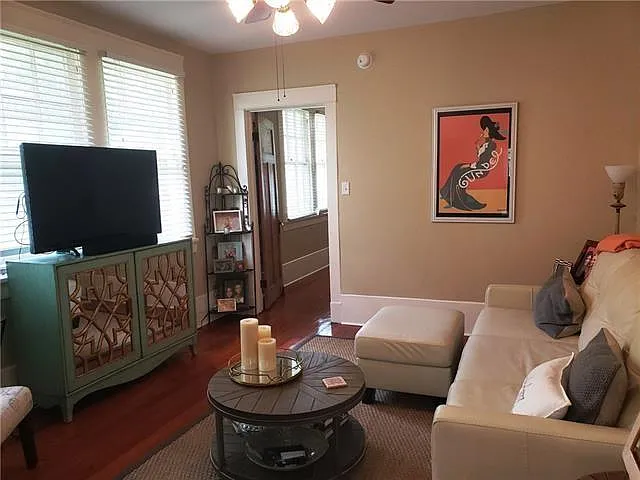 310 Hector Ave — Photo 6