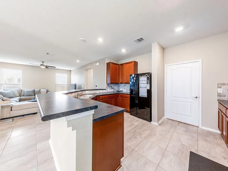 6305 Wagon Spring St — Photo 4
