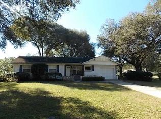 2588 Parkway Dr, Deland, FL 32720