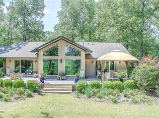 4809 Wakema Rd, West Point, VA 23181