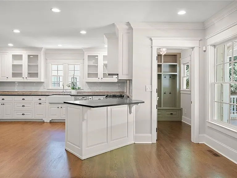 1785 Meadowdale Ave NE — Photo 14