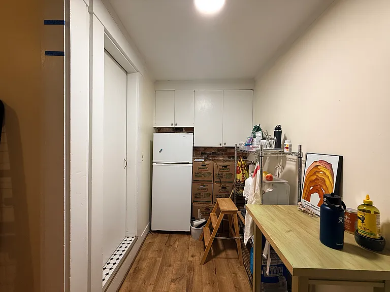 25 Inman St #2 — Photo 2