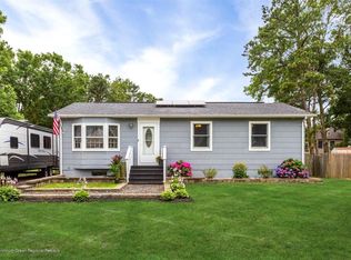 1081 Vessel Ln, Manahawkin, NJ 08050