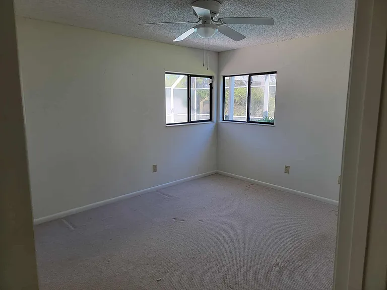 156 Beachway Dr — Photo 15