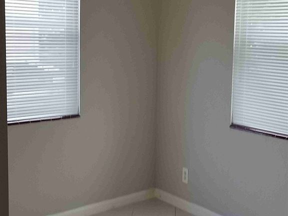 1_-_Full_Marketing_Photos-16