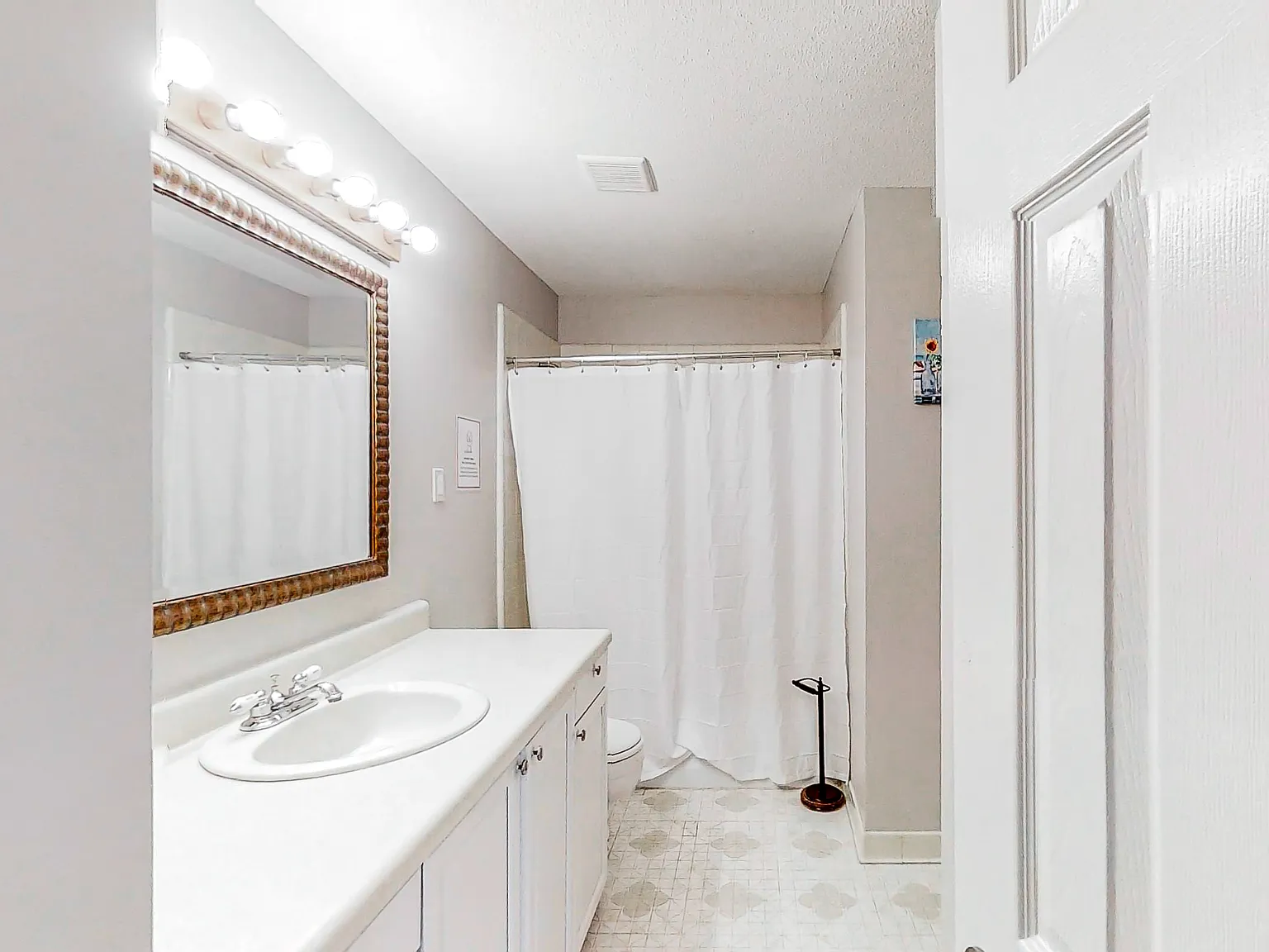 4 bed, 3.0 bath, 1634 sqft, $650 — Photo 3
