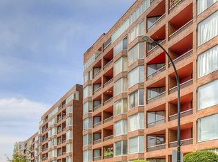 1330 Burrard St #505, Vancouver, BC V6Z 2B8