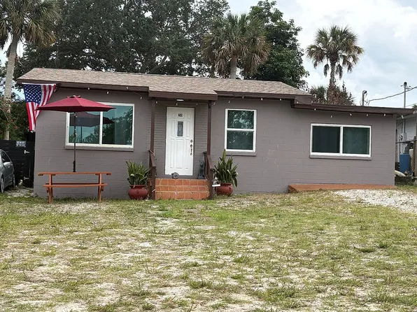 209 Huber Dr, Fort Pierce, FL 34946