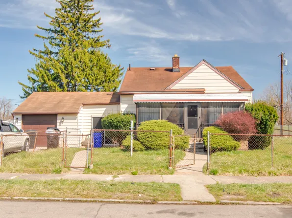 8224 Greenlawn St, Detroit, MI 48204