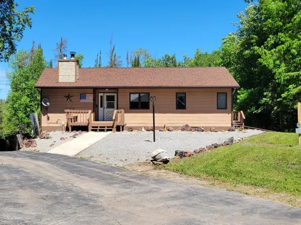 1634 Town Rd #117, Baudette, MN 56623