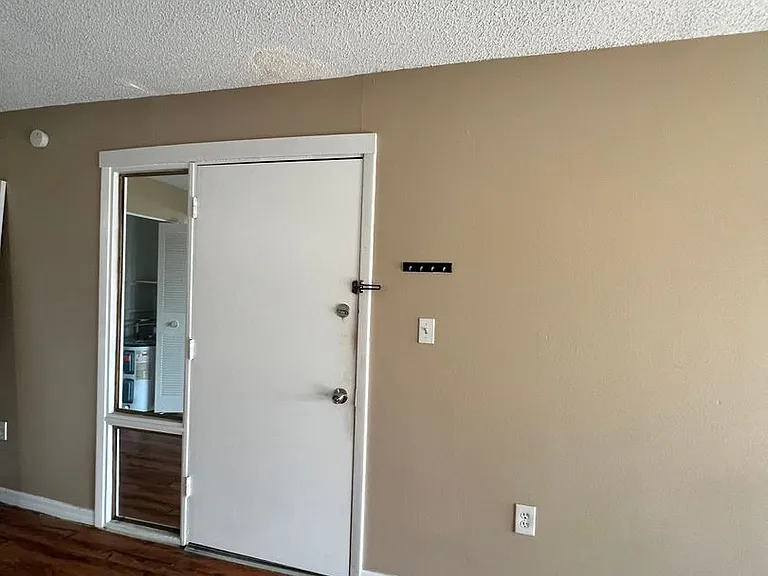618 Orange Dr #212 — Photo 7