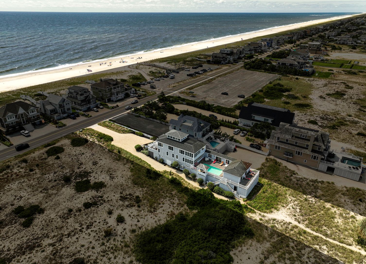  Well Designed and Fully Equipped