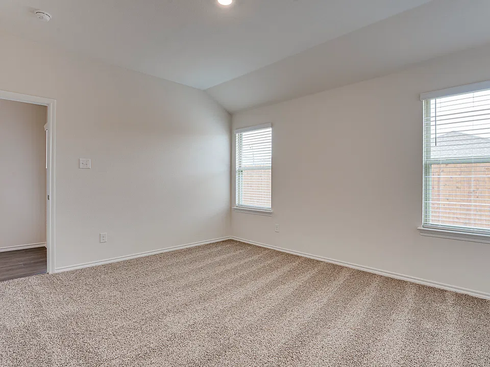 2030 Crested Jay Dr