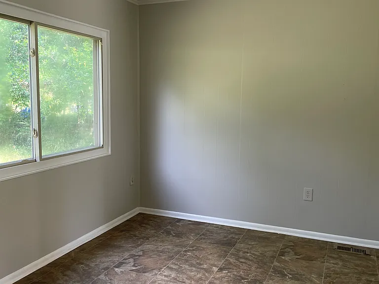 116 Abbeville Ave NW — Photo 8