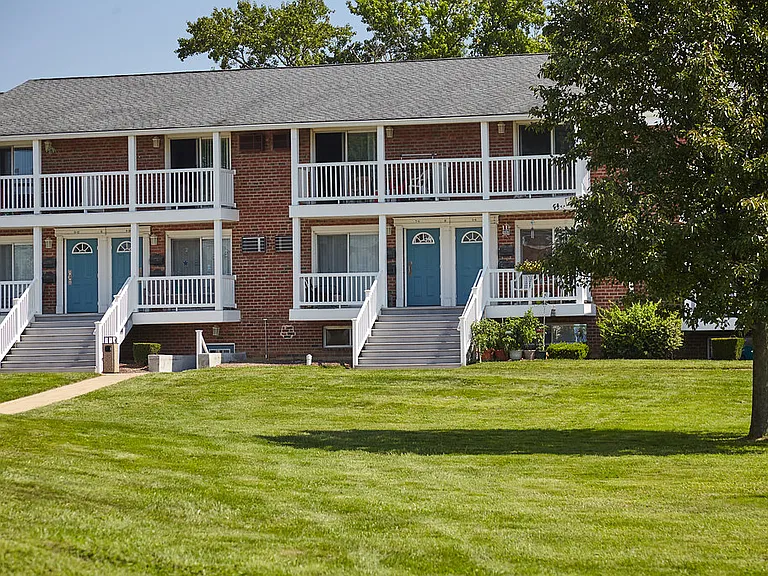 3401 Oxford Valley Rd N #9 — Photo 10