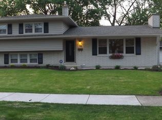 125 Tupelo Ave, Naperville, IL 60540