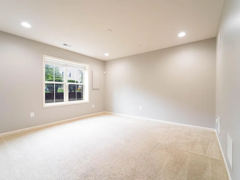 13236 Tivoli Lake Blvd — Photo 10