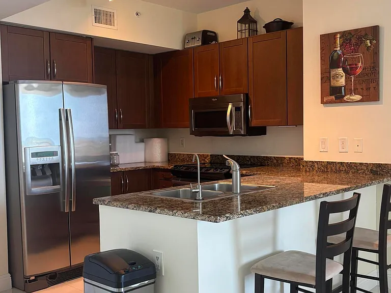 350 N Federal Hwy #1209 — Photo 4
