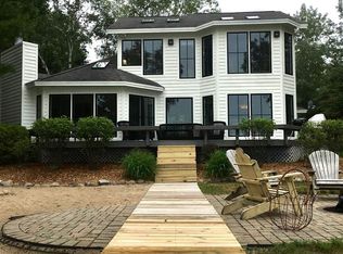 4853 Lake Shore Dr, Charlevoix, MI 49720