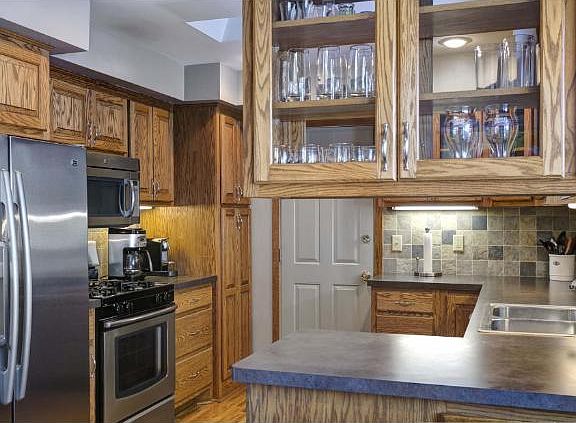 3rd image of 4117 Wayzata Blvd