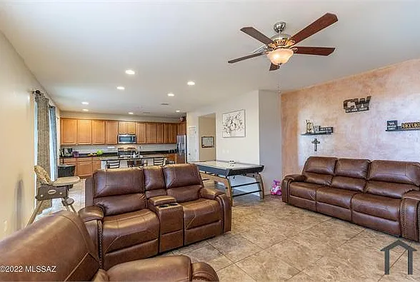 7205 W Dupont Way — Photo 8
