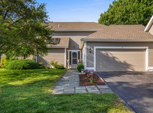 6 Pondside Ct UNIT 6, Mystic, CT 06355