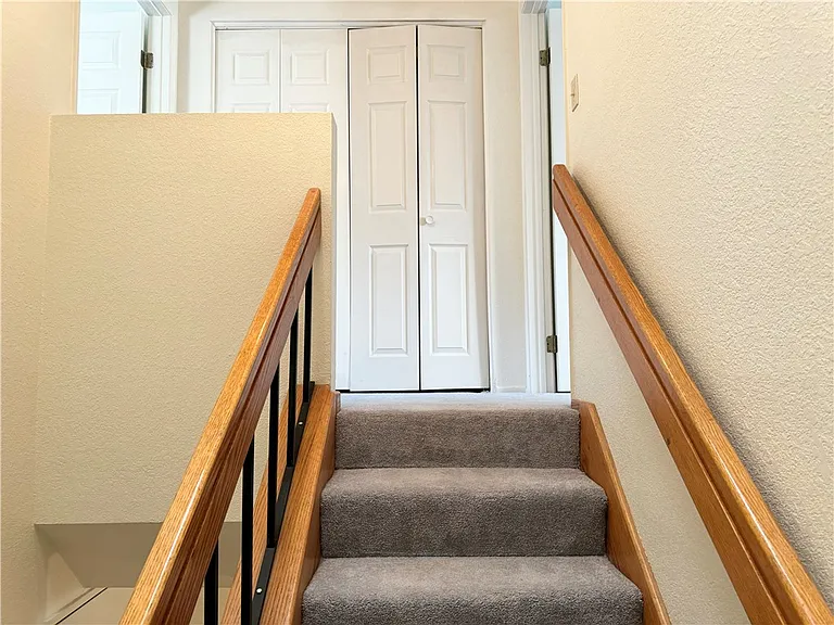 1800 Clubhouse Dr #K90 — Photo 27