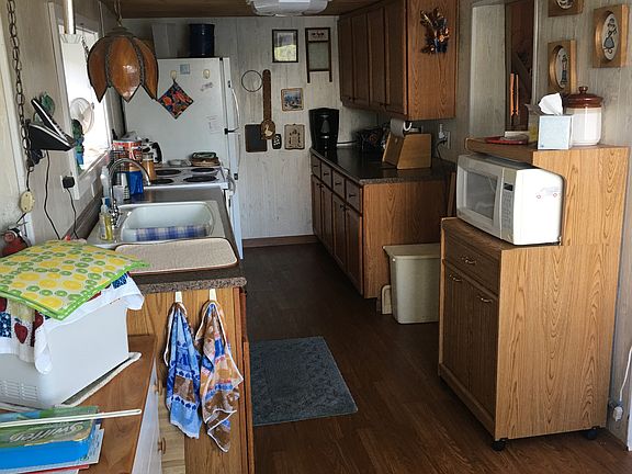 5th image of 47422 Woodland Dr