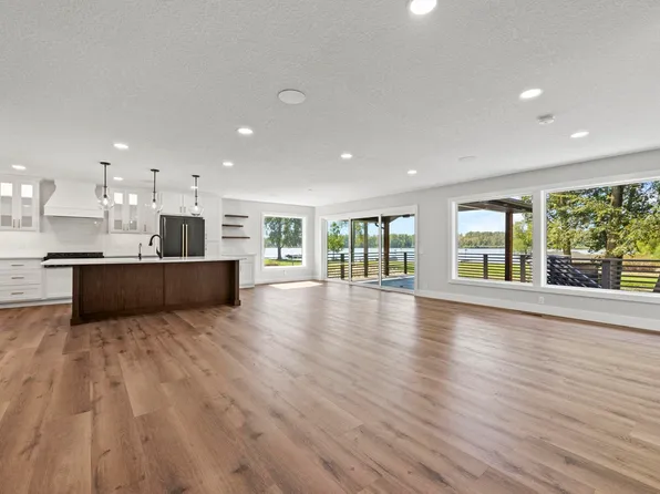 10729 N Oak Knoll Rd, Rome City, IN 46784