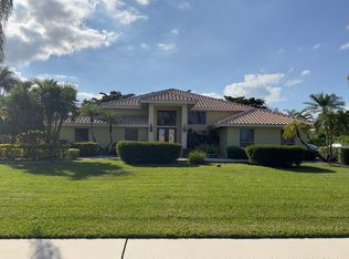 21070 Sweetwater Ln N, Boca Raton, FL 33428