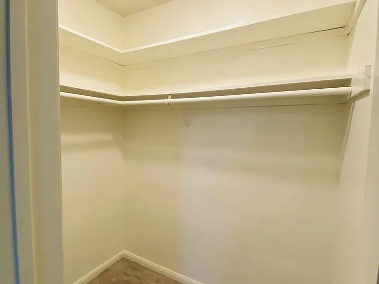 1212 S Ogden Dr — Photo 11