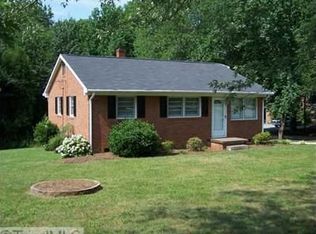 3203 Oak Ridge Rd, Summerfield, NC 27358