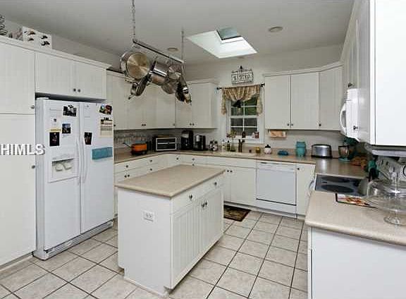 5th image of 71 Gold Oak Dr
