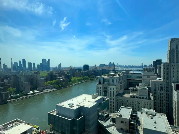 524 East 72nd Street image 5 of 8