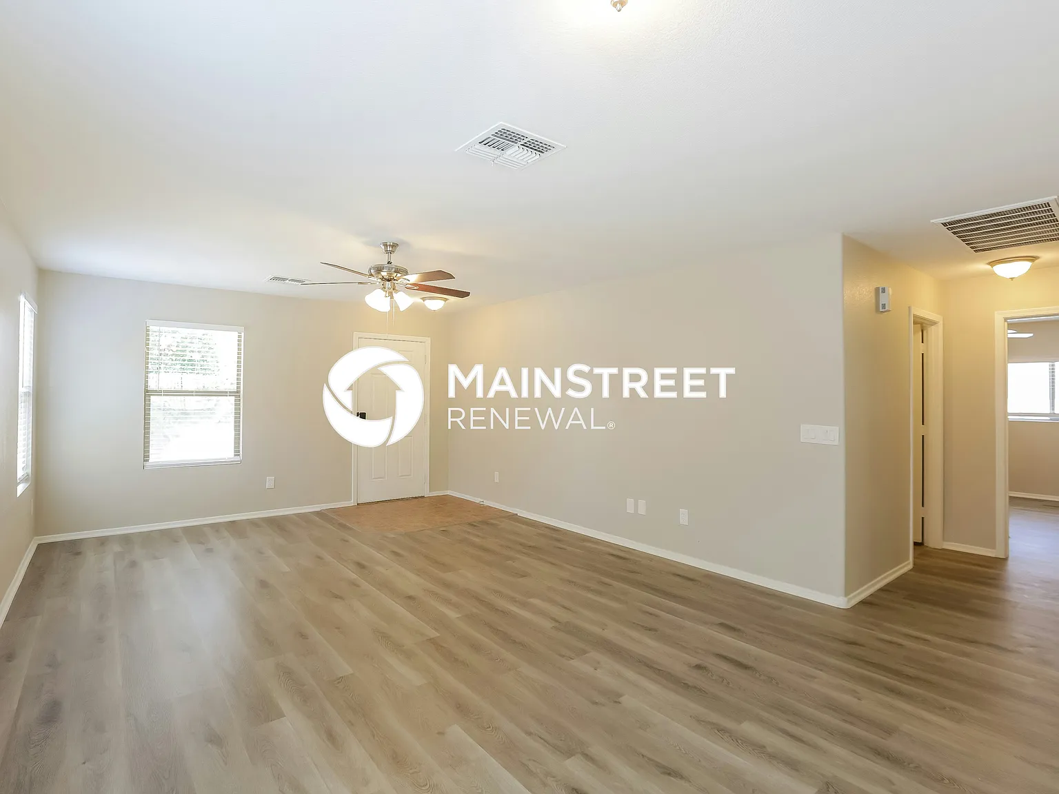 2440 W Romley Rd — Photo 4