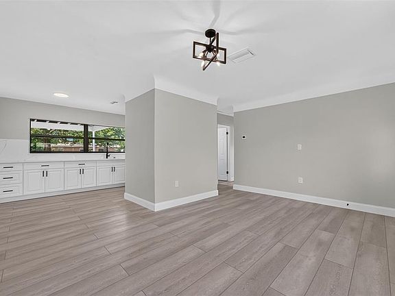 4th image of 763 65th Ave S