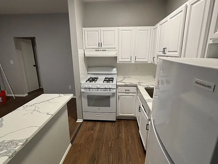 27 Jackson St #K3 — Photo 9