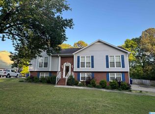 1039 Willow Creek Ct, Alabaster, AL 35007